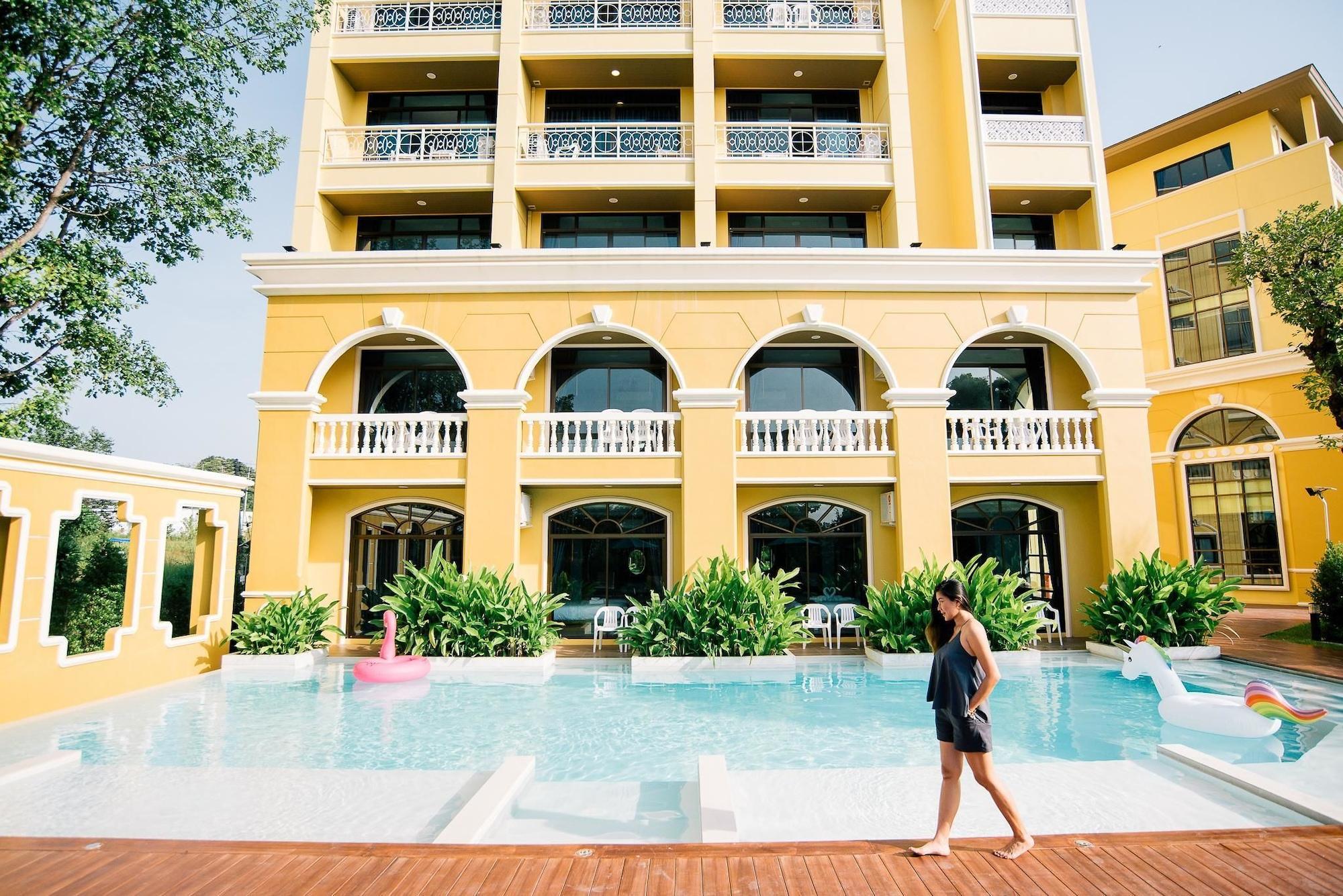 The Pineapple Hotel Krabi Ngoại thất bức ảnh