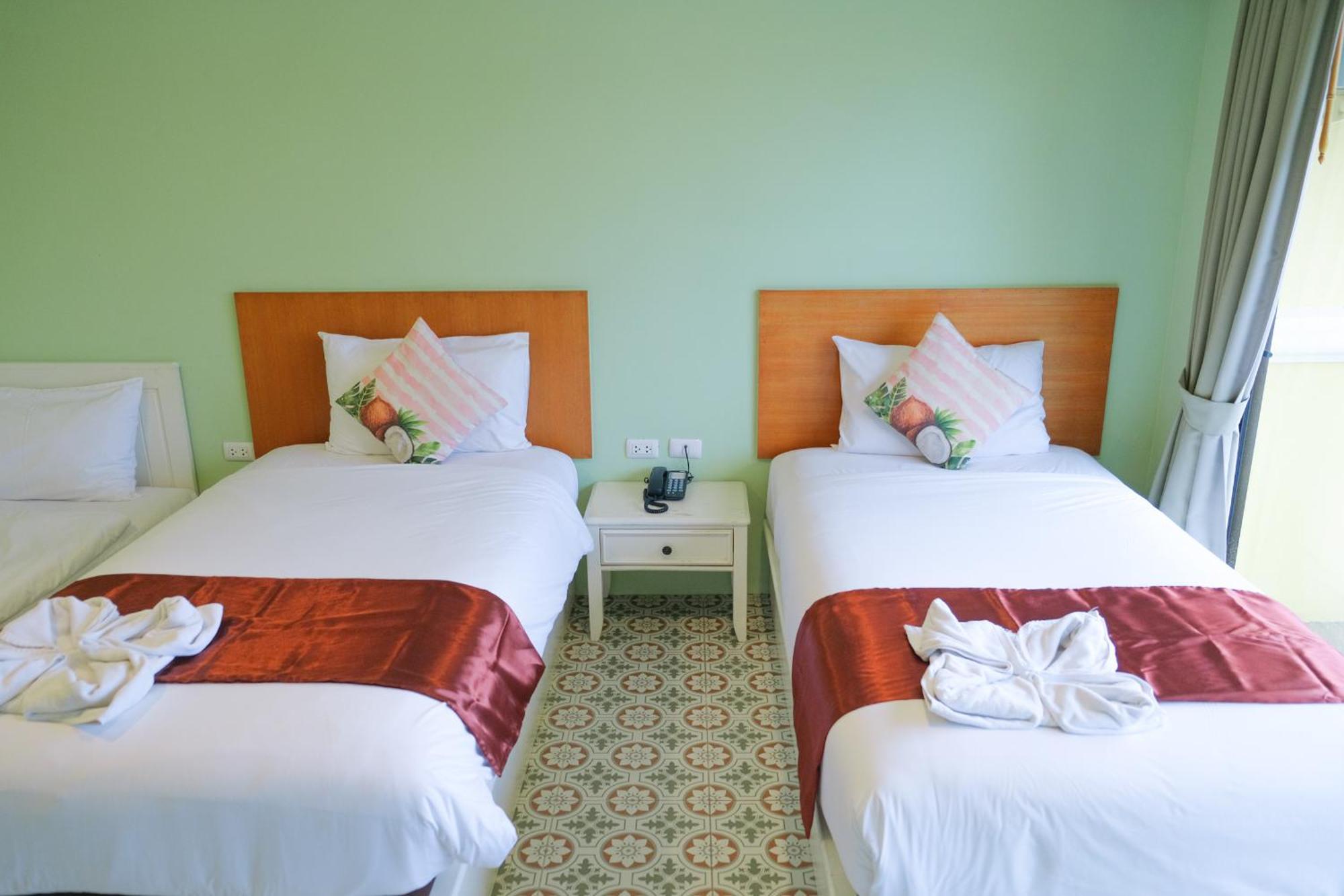 The Pineapple Hotel Krabi Ngoại thất bức ảnh