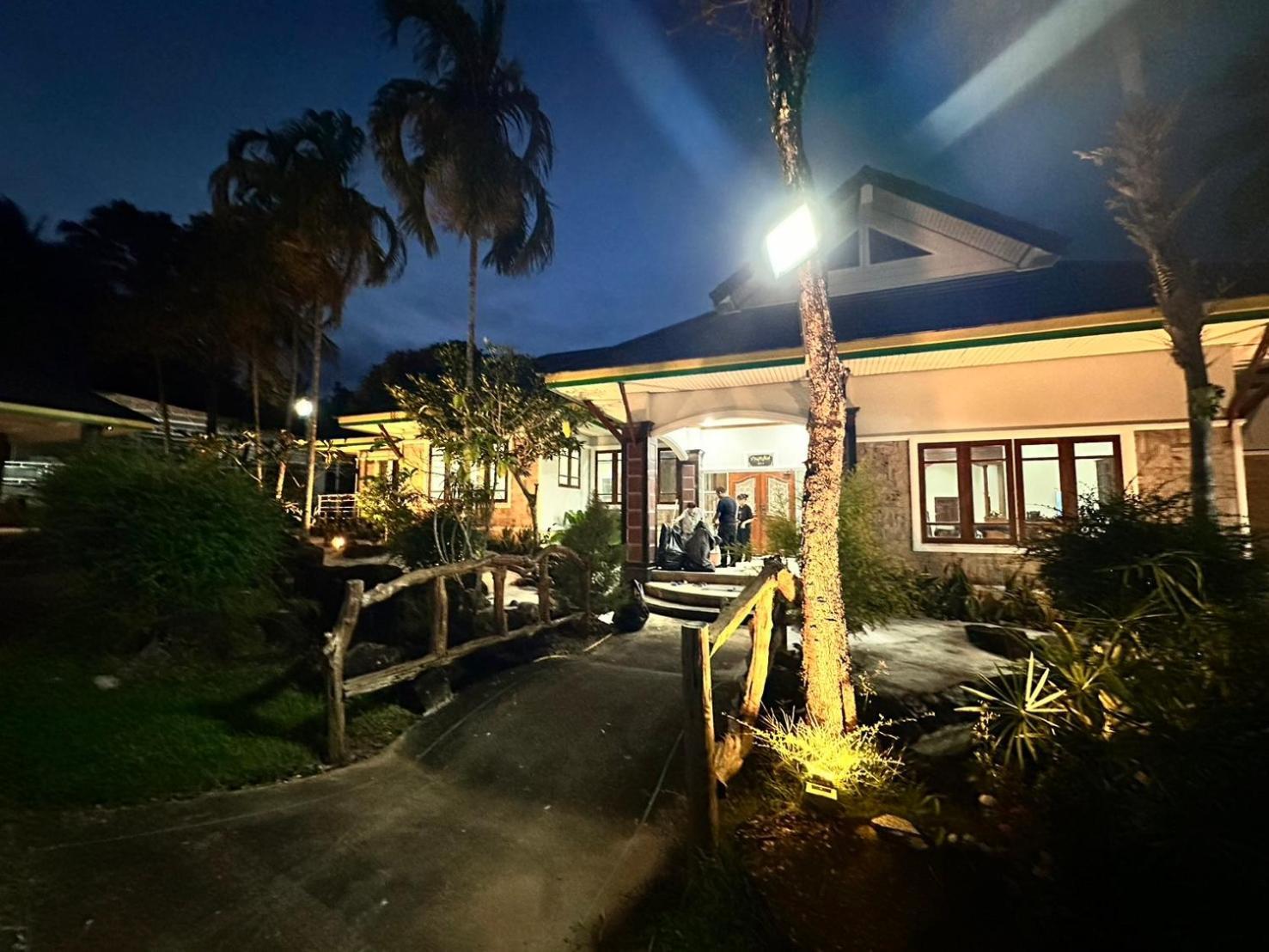 The Pineapple Hotel Krabi Ngoại thất bức ảnh