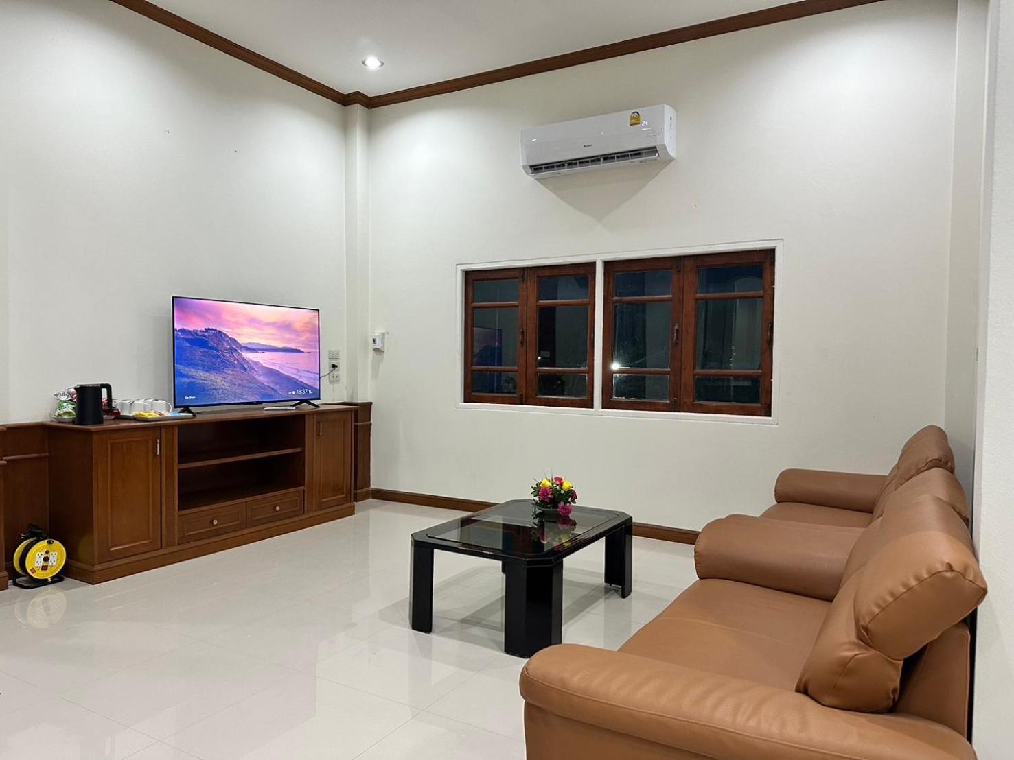 The Pineapple Hotel Krabi Ngoại thất bức ảnh